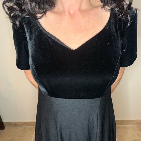 Black Floor Length choral Gown❤️ - Picture 2 of 8